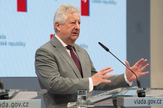 Ministři Zůna, Klempíř... A kdo opustí vládu z hnutí ANO?